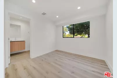 406 N Kenmore Ave, Los Angeles, CA 90004 - Photo 8