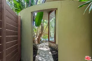 2617 Harlesden Ct, Los Angeles, CA 90046 - Photo 32