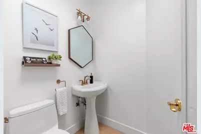 2617 Harlesden Ct, Los Angeles, CA 90046 - Photo 14