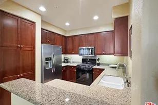 48672 Legacy Dr, La Quinta, CA 92253 - Photo 10