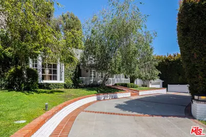 1134 San Ysidro Dr, Beverly Hills, CA 90210 - Photo 2