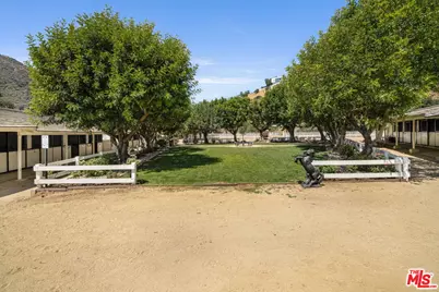 10 Holster Ln, Bell Canyon, CA 91307 - Photo 60