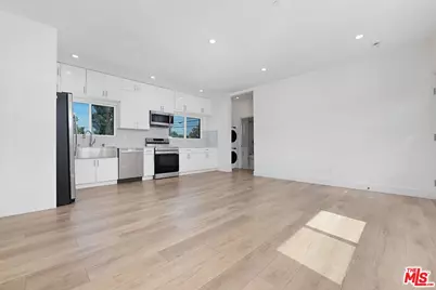 6266 Etiwanda Ave #18254, Los Angeles, CA 91335 - Photo 8