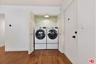 4563 Finley Ave #3, Los Angeles, CA 90027 - Photo 12