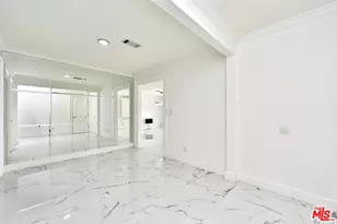 860 S Norton Ave, Los Angeles, CA 90005 - Photo 32