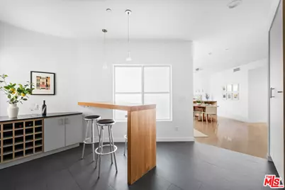 2913 3rd St #304, Santa Monica, CA 90405 - Photo 4