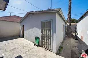 913 E 92nd St, Los Angeles, CA 90002 - Photo 32