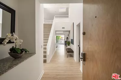 1617 S Beverly Glen Blvd #404, Los Angeles, CA 90024 - Photo 6