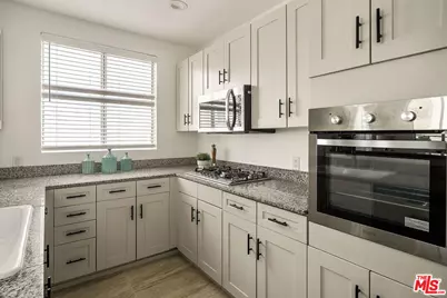 1617 S Beverly Glen Blvd #404, Los Angeles, CA 90024 - Photo 12