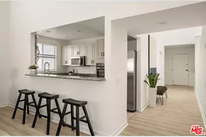 1617 S Beverly Glen Blvd #404, Los Angeles, CA 90024 - Photo 10