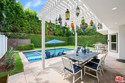5419 Tampa Ave, Tarzana, CA 91356 - Photo 1