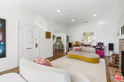 1038 S Stanley Ave, Los Angeles, CA 90019 - Photo 6