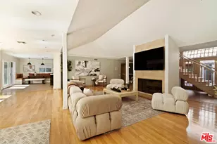 2103 N Hobart Blvd, Los Angeles, CA 90027 - Photo 16