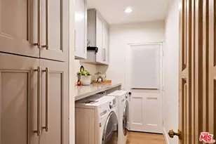 2103 N Hobart Blvd, Los Angeles, CA 90027 - Photo 46