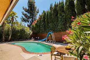 2103 N Hobart Blvd, Los Angeles, CA 90027 - Photo 24