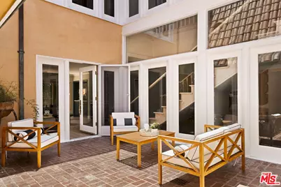 2103 N Hobart Blvd, Los Angeles, CA 90027 - Photo 4