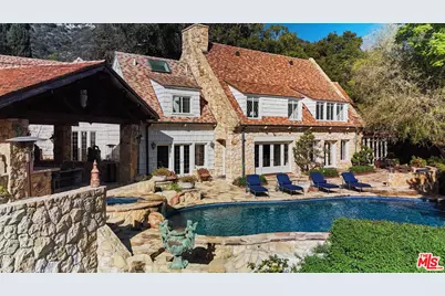9631 Cedarbrook Dr, Beverly Hills, CA 90210 - Photo 24