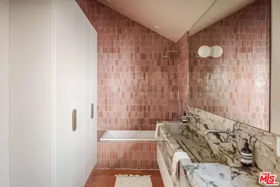 1000 Myra Ave, Los Angeles, CA 90029 - Photo 36