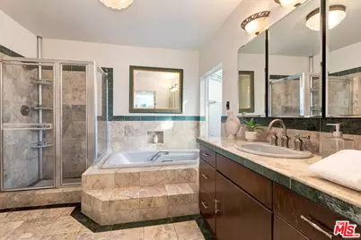 10525 Almayo Ave, Los Angeles, CA 90064 - Photo 26