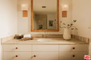 588 Dryad Rd, Santa Monica, CA 90402 - Photo 16