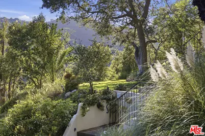 10037 Reevesbury Dr, Beverly Hills, CA 90210 - Photo 6