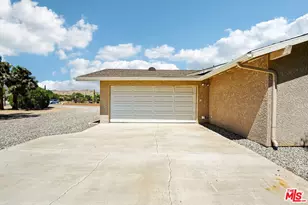 57918 Juarez Dr, Yucca Valley, CA 92284 - Photo 4