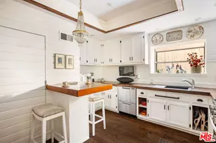 1647 N Beverly Glen Blvd, Los Angeles, CA 90077 - Photo 16