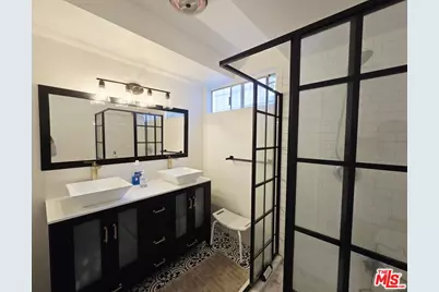 3338 Mentone Ave, Los Angeles, CA 90034 - Photo 18