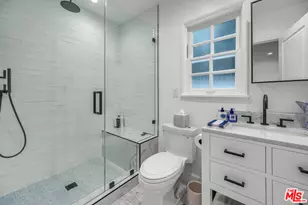 751 Westholme Ave, Los Angeles, CA 90024 - Photo 18