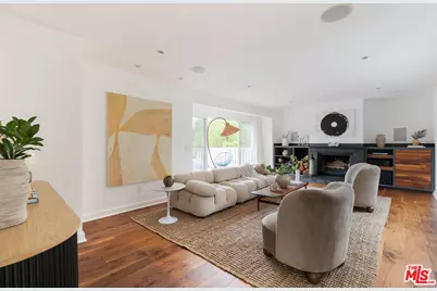4338 Saltillo St, Woodland Hills, CA 91364 - Photo 2