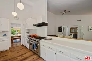 22429 Bessemer St, Los Angeles, CA 91367 - Photo 36