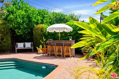 22429 Bessemer St, Los Angeles, CA 91367 - Photo 20