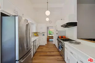 22429 Bessemer St, Los Angeles, CA 91367 - Photo 14