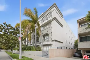 11908 Darlington Ave, Los Angeles, CA 90049 - Photo 32