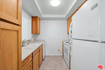 501 Palisades Dr #207, Pacific Palisades, CA 90272 - Photo 14