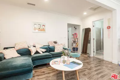 4504 Maplewood Ave, Los Angeles, CA 90004 - Photo 38
