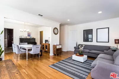 4504 Maplewood Ave, Los Angeles, CA 90004 - Photo 2