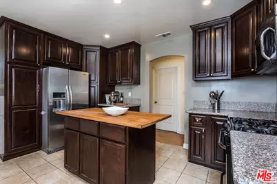 4504 Maplewood Ave, Los Angeles, CA 90004 - Photo 8