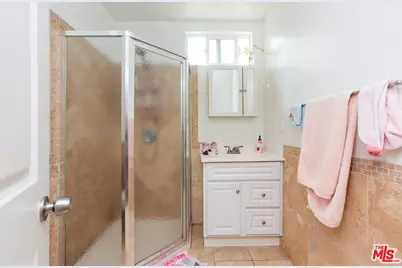 4504 Maplewood Ave, Los Angeles, CA 90004 - Photo 24