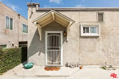4504 Maplewood Ave, Los Angeles, CA 90004 - Photo 20