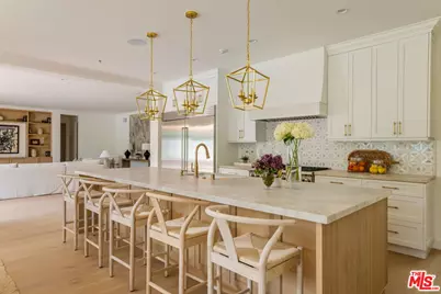 605 N Elm Dr, Beverly Hills, CA 90210 - Photo 10