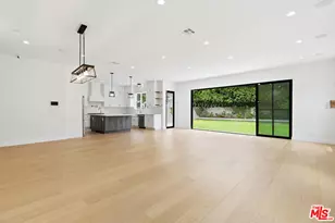 8308 McConnell Ave, Los Angeles, CA 90045 - Photo 10