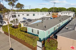 2402 Ocean Park Blvd, Santa Monica, CA 90405 - Photo 2