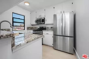 19 Sunset Ave, Venice, CA 90291 - Photo 6