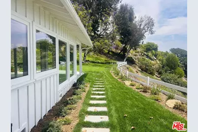 20645 Seaboard Rd, Malibu, CA 90265 - Photo 16