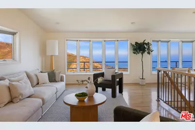 21733 Castlewood Dr, Malibu, CA 90265 - Photo 8
