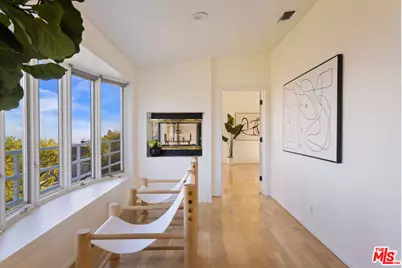 21733 Castlewood Dr, Malibu, CA 90265 - Photo 8