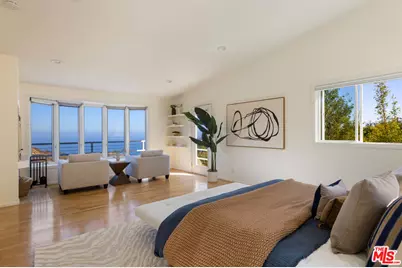 21733 Castlewood Dr, Malibu, CA 90265 - Photo 12