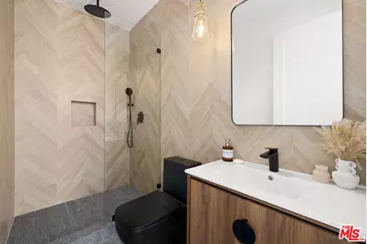 1707 S Stanley Ave, Los Angeles, CA 90019 - Photo 18