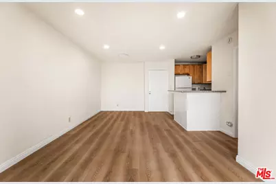 210 S La Fayette Park Pl #314, Los Angeles, CA 90057 - Photo 4
